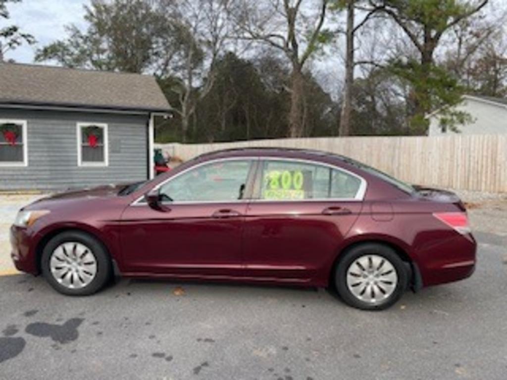 2010 Honda Accord LX's photo