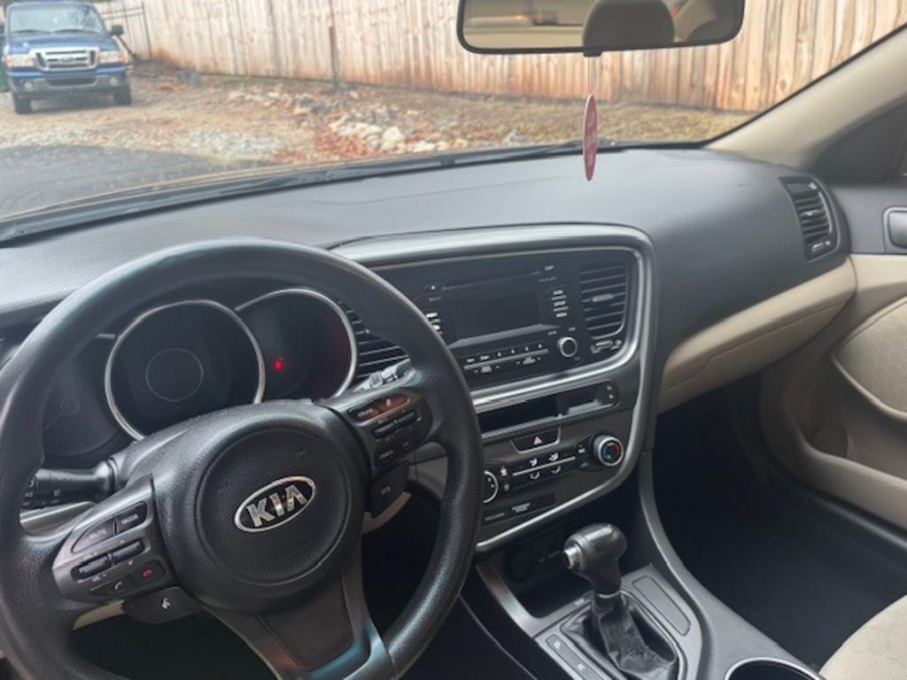2014 Kia Optima LX's photo