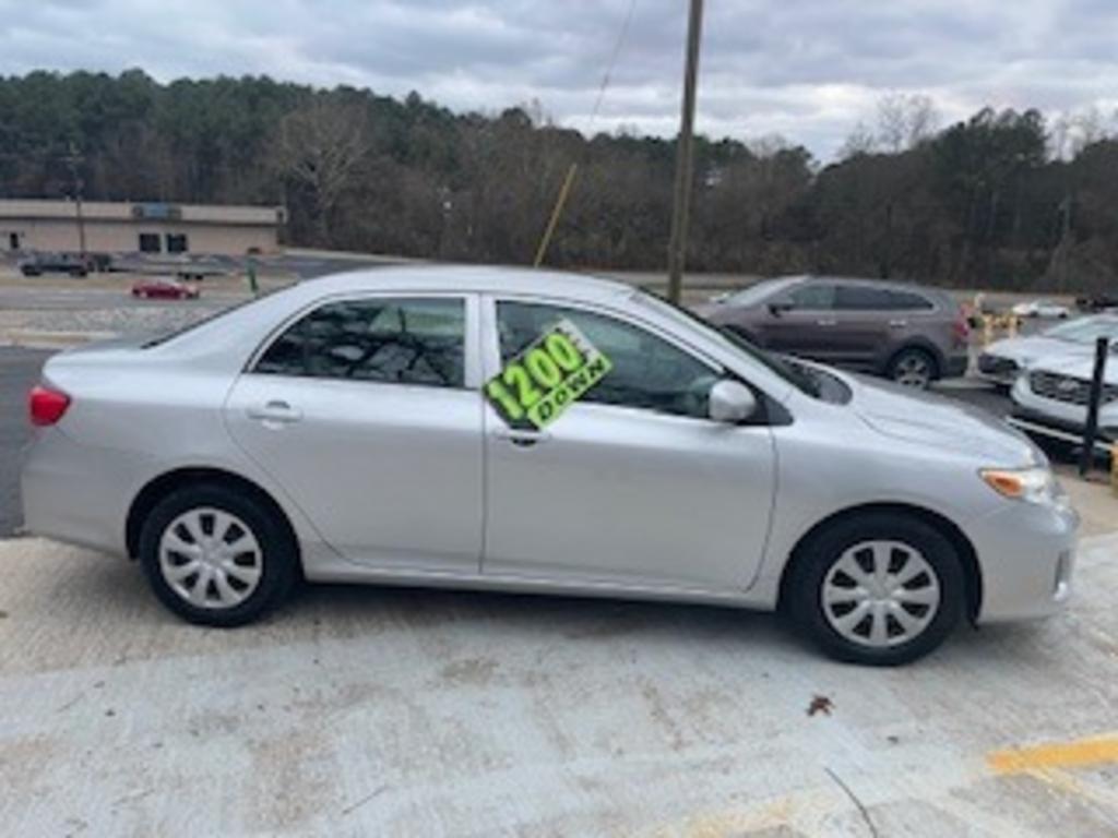 2013 Toyota Corolla's photo