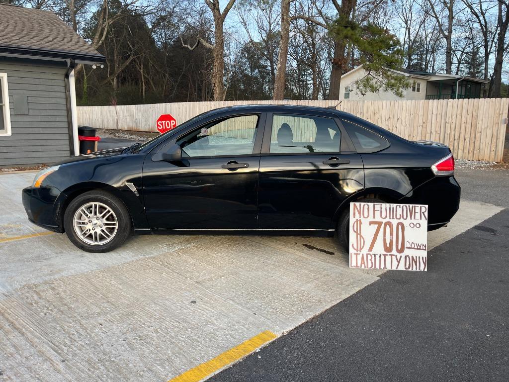 2009 Ford Focus SE's photo