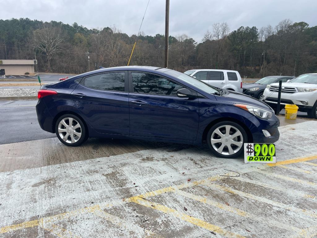 2013 Hyundai Elantra Limited's photo