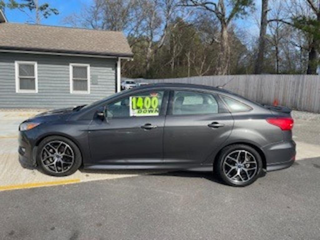 2015 Ford Focus SE